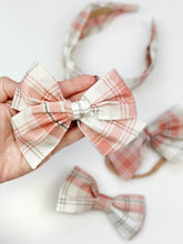 Load image into Gallery viewer, Maeve | Be Thankful | Oversized | Right Clip