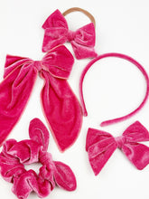 Load image into Gallery viewer, Maeve | Rose Velvet | Party Bow | Right Clip