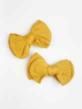 Load image into Gallery viewer, Pigtail Set | Sunflower