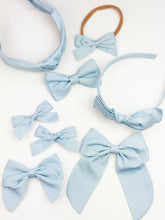 Load image into Gallery viewer, Knotted Headband | Sky