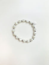 Load image into Gallery viewer, Mother of Pearl Bracelet