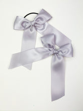Load image into Gallery viewer, Maeve | Dusty Purple Satin | Long Tail | Left Clip
