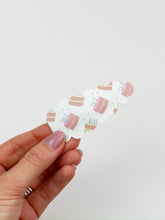 Load image into Gallery viewer, XL Snap Clip | Birthday Cake
