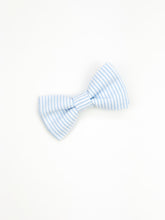 Load image into Gallery viewer, Leo Bow Tie | Light Blue Seersucker
