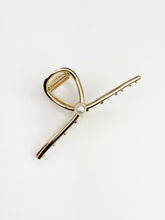 Load image into Gallery viewer, Claw Clip | Gold
