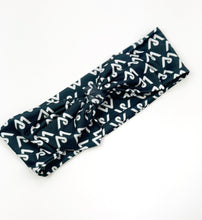 Load image into Gallery viewer, Adjustable Logo Wrap | Black | One Size {PRE-ORDER}

