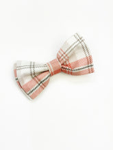 Load image into Gallery viewer, Leo Bow Tie | Be Thankful

