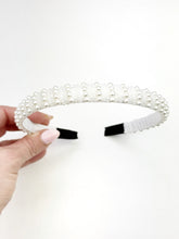 Load image into Gallery viewer, Pearl Headband
