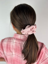 Load image into Gallery viewer, Scrunchie | Pink Waffle
