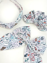 Load image into Gallery viewer, Scrunchie | You Belong With Me
