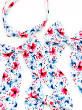 Load image into Gallery viewer, Maeve | Patriotic Floral | Long Tail | Right Clip
