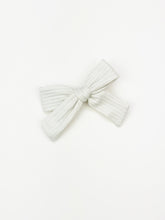 Load image into Gallery viewer, Ella | Ivory Shimmer | Standard | Right Clip {PRE-ORDER}
