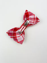 Load image into Gallery viewer, Leo | Sweetheart Plaid
