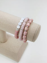 Load image into Gallery viewer, Barrel Accent Bracelet

