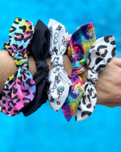 Load image into Gallery viewer, Bow Scrunchie | Neutral Leopard
