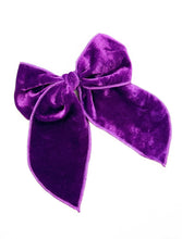 Load image into Gallery viewer, Maeve | Purple Velvet | Party Bow | Left Clip
