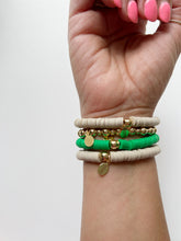 Load image into Gallery viewer, Alternating Gold Plated Bead Bracelet
