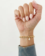 Load image into Gallery viewer, Alternating Gold Plated Bead Bracelet
