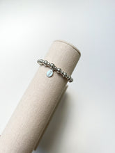 Load image into Gallery viewer, Alternating Bead Bracelet
