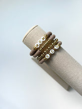 Load image into Gallery viewer, Alternating Bead Bracelet
