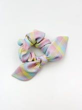 Load image into Gallery viewer, XL Scrunchie | Spring Gingham
