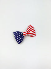 Load image into Gallery viewer, Leo | Stars and Stripes
