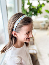 Load image into Gallery viewer, Hard Headband | Blue Daisy
