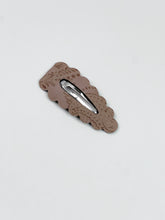 Load image into Gallery viewer, Single Clip | Vintage Lace
