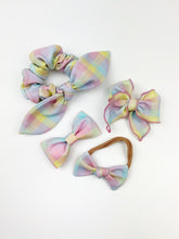 Load image into Gallery viewer, XL Scrunchie | Spring Gingham
