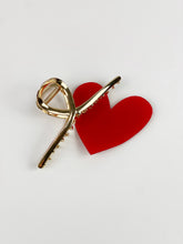 Load image into Gallery viewer, Claw Clip | Gold Twist
